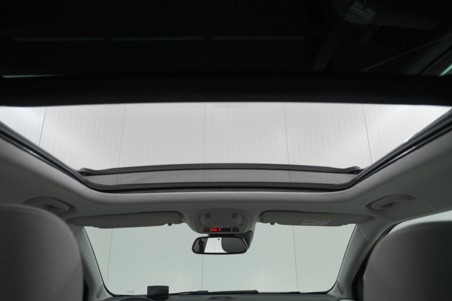 Citroën C3 Aircross PureTech 130 EAT6 S&S Shine | Panoramadak | Allseason Banden | Camera | HIFI Audio Systeem