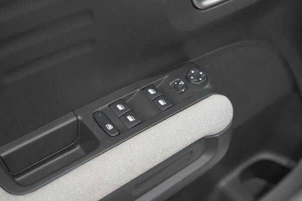 Citroën C3 Aircross PureTech 130 EAT6 S&S Shine | Panoramadak | Allseason Banden | Camera | HIFI Audio Systeem