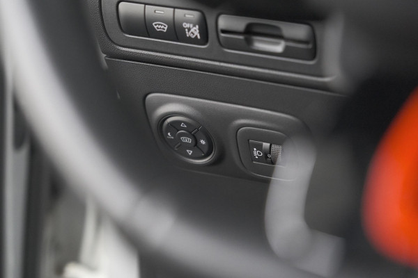 Citroën C3 Aircross PureTech 130 EAT6 S&S Shine | Panoramadak | Allseason Banden | Camera | HIFI Audio Systeem