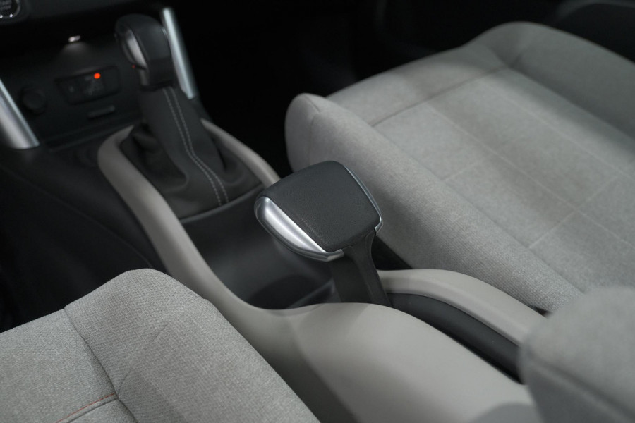 Citroën C3 Aircross PureTech 130 EAT6 S&S Shine | Panoramadak | Allseason Banden | Camera | HIFI Audio Systeem