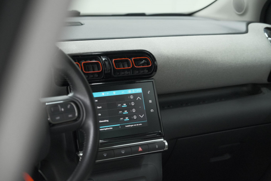 Citroën C3 Aircross PureTech 130 EAT6 S&S Shine | Panoramadak | Allseason Banden | Camera | HIFI Audio Systeem