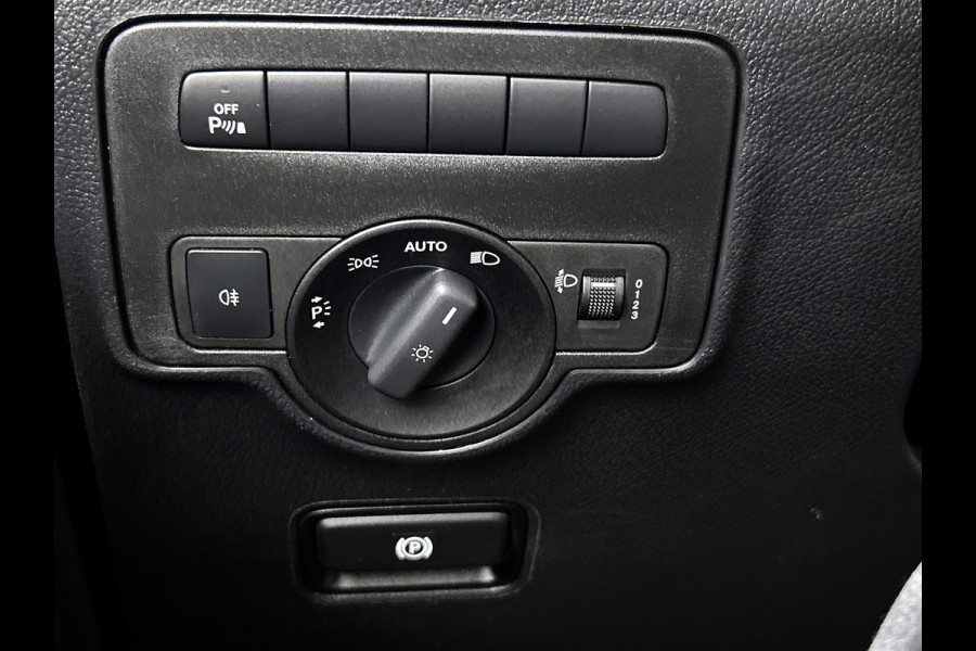 Mercedes-Benz Vito 114 CDI 136PK Automaat Euro 6 / 2x Schuifdeur / Airco / Pdc+Camera / Cruise-ctr. / Trekhaak / Apk nieuw
