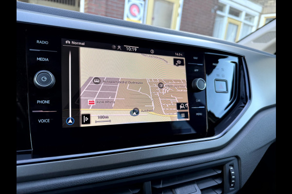 Volkswagen Polo 1.0 TSI Comfortline Business Virt. Dash, Camera, App Connect