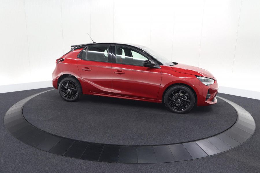 Opel Corsa Turbo 100 GS Line | Parkeersensoren | Apple Carplay | 16 Inch Lichtmetalen Velgen