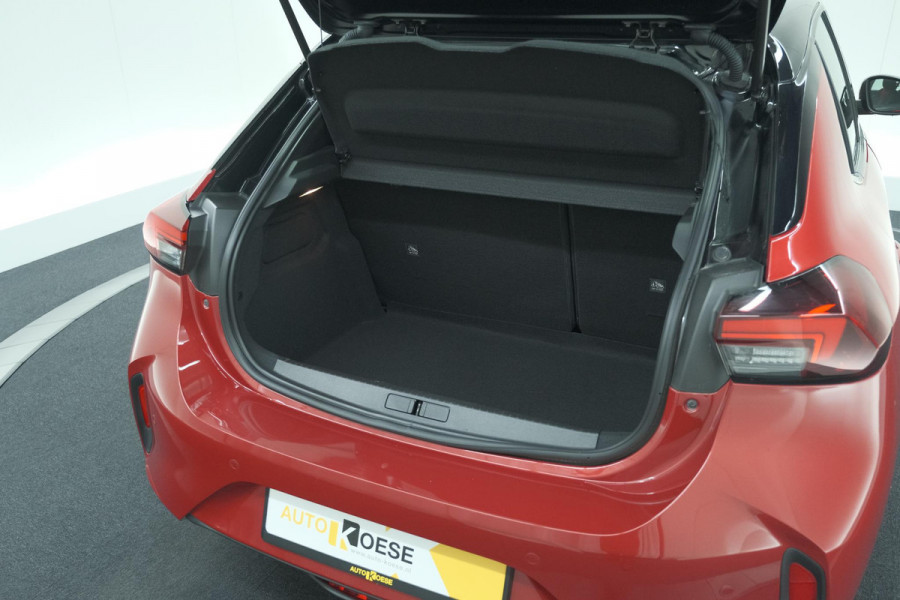 Opel Corsa Turbo 100 GS Line | Parkeersensoren | Apple Carplay | 16 Inch Lichtmetalen Velgen