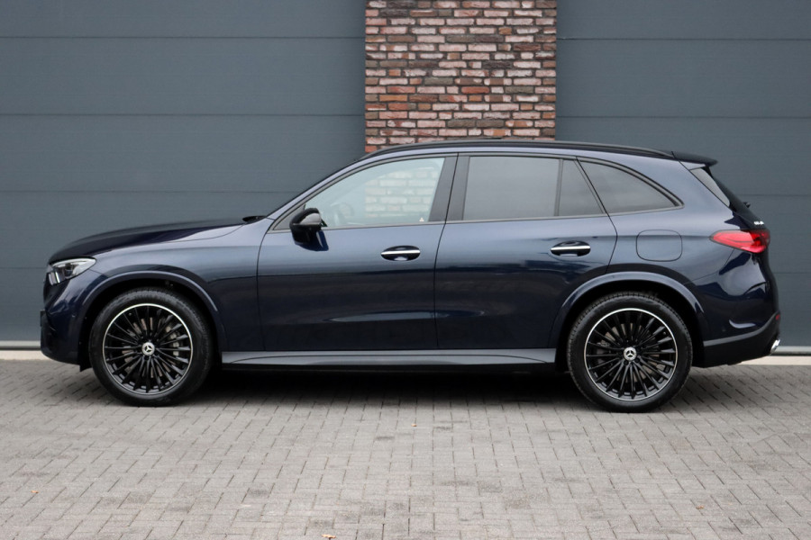 Mercedes-Benz GLC 400e 4MATIC AMG Line | Airmatic | Achterasbesturing | Distronic+ | Memory | Trekhaak | Digital Light | Surround Camera | Verwarmd Stuurwiel | Nightpakket |