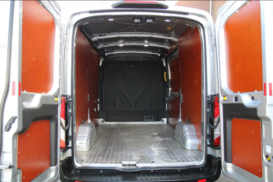 Ford Transit 350 2.0 TDCI L2H2 Trend MHEV 130PK / Sync 3 / Dealer onderhoudsbeurt