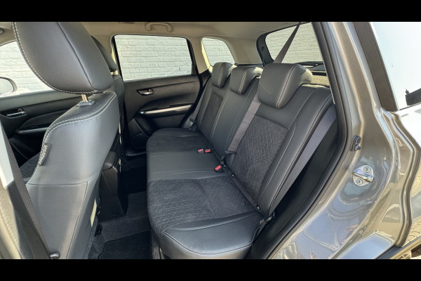 Suzuki Vitara 1.5 Hybrid Style Rhino Edition Panorama dak Led Leder Verwarmde stoelen