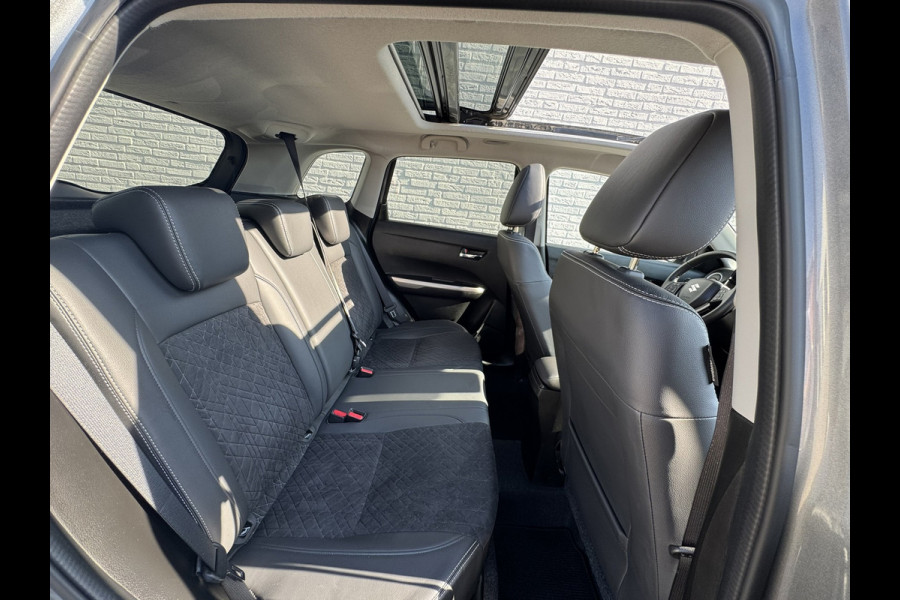Suzuki Vitara 1.5 Hybrid Style Rhino Edition Panorama dak Led Leder Verwarmde stoelen