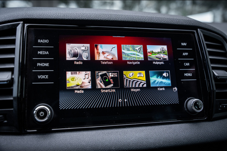 Škoda Karoq 1.5 TSI ACT Sportline Business | Autom. | Navi | PDC | Cruise | LED