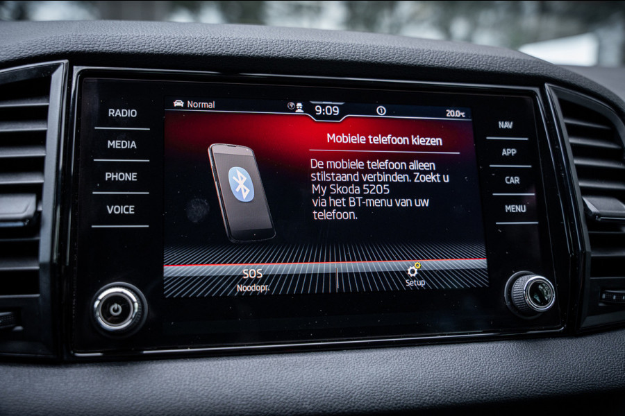 Škoda Karoq 1.5 TSI ACT Sportline Business | Autom. | Navi | PDC | Cruise | LED