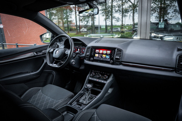 Škoda Karoq 1.5 TSI ACT Sportline Business | Autom. | Navi | PDC | Cruise | LED