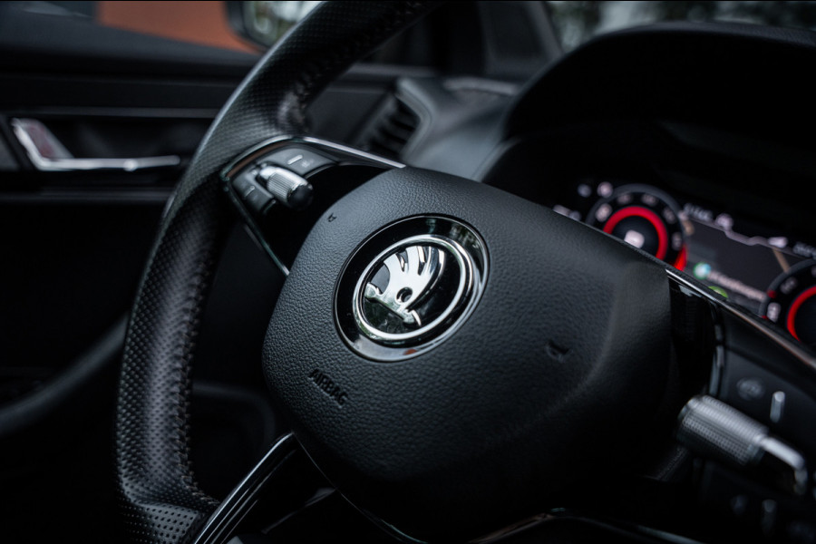 Škoda Karoq 1.5 TSI ACT Sportline Business | Autom. | Navi | PDC | Cruise | LED