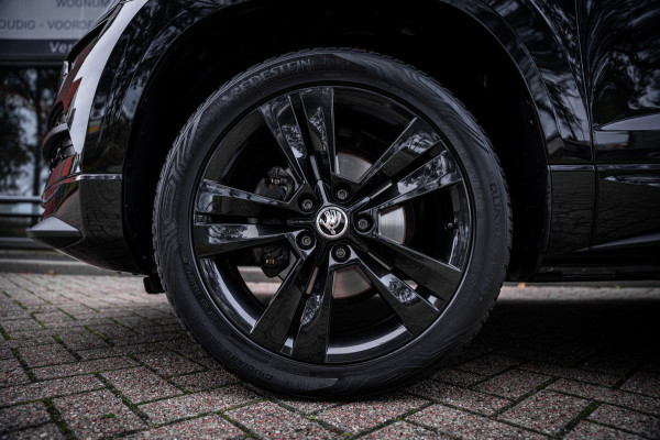 Škoda Karoq 1.5 TSI ACT Sportline Business | Autom. | Navi | PDC | Cruise | LED
