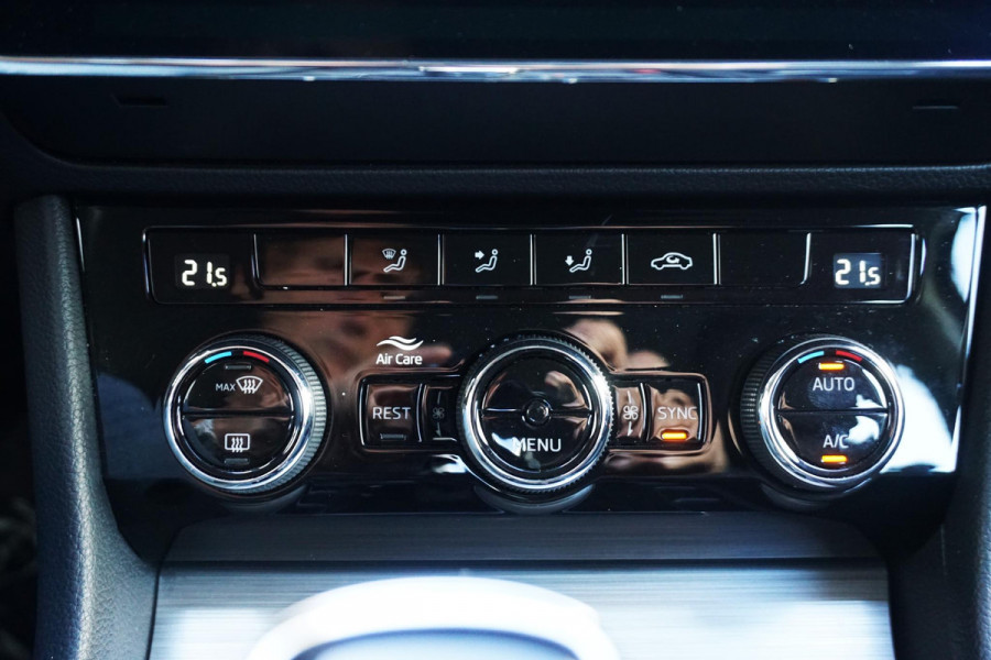 Škoda Superb Combi 1.5 TSI ACT Business Edition/All-Seasonbanden/ Virtual Cockpit