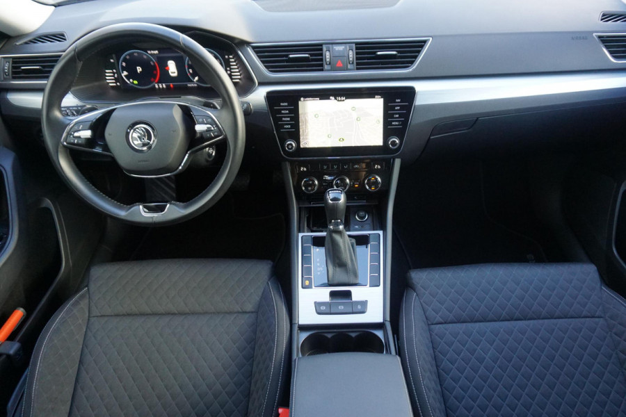 Škoda Superb Combi 1.5 TSI ACT Business Edition/All-Seasonbanden/ Virtual Cockpit