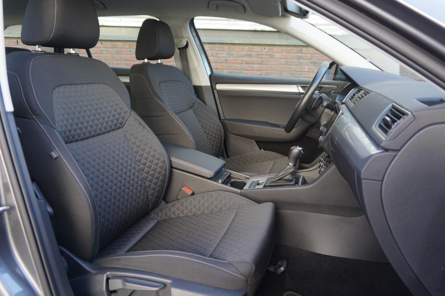 Škoda Superb Combi 1.5 TSI ACT Business Edition/All-Seasonbanden/ Virtual Cockpit