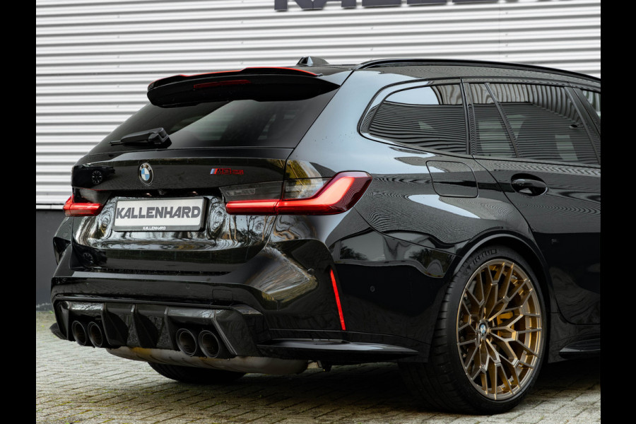 BMW 3 Serie Touring M3 CS - Carbon Brakes - Strut Brace - Stuurwiel verwarmd