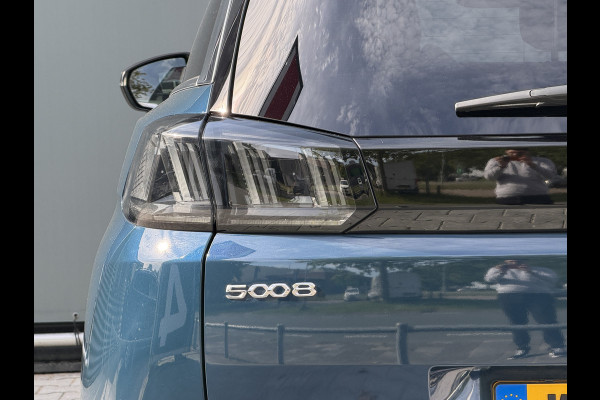 Peugeot 5008 BWJ 10-2022 | 1.2T 131PK GT | PANO DAK | EL KOFFERKLEP | CLIMA | NAVI | CARPLAY |  PDC | PRIVACY GLASS | LED |