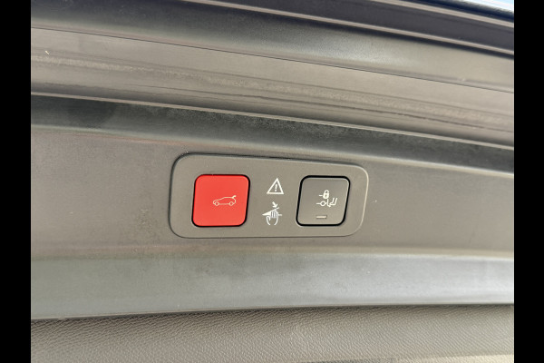 Peugeot 5008 BWJ 10-2022 | 1.2T 131PK GT | PANO DAK | EL KOFFERKLEP | CLIMA | NAVI | CARPLAY |  PDC | PRIVACY GLASS | LED |