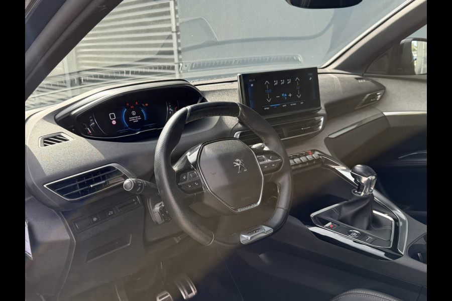 Peugeot 5008 BWJ 10-2022 | 1.2T 131PK GT | PANO DAK | EL KOFFERKLEP | CLIMA | NAVI | CARPLAY |  PDC | PRIVACY GLASS | LED |