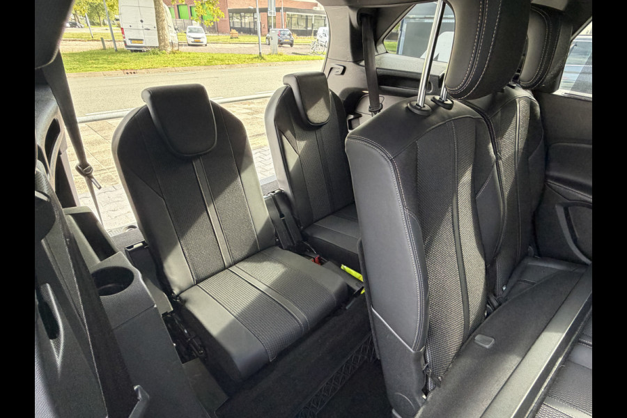 Peugeot 5008 BWJ 10-2022 | 1.2T 131PK GT | PANO DAK | EL KOFFERKLEP | CLIMA | NAVI | CARPLAY |  PDC | PRIVACY GLASS | LED |