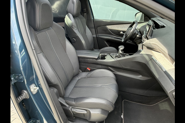 Peugeot 5008 BWJ 10-2022 | 1.2T 131PK GT | PANO DAK | EL KOFFERKLEP | CLIMA | NAVI | CARPLAY |  PDC | PRIVACY GLASS | LED |