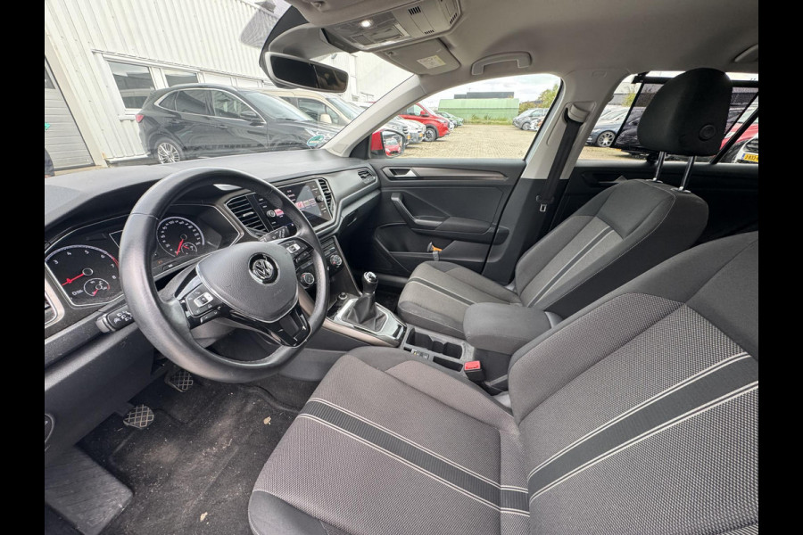 Volkswagen T-Roc 1.0 TSI Style | Cruise Control Adaptief | PDC V+A | LED verlichting