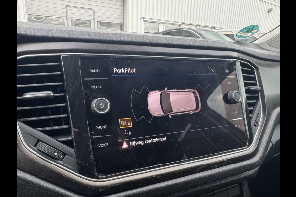 Volkswagen T-Roc 1.0 TSI Style | Cruise Control Adaptief | PDC V+A | LED verlichting