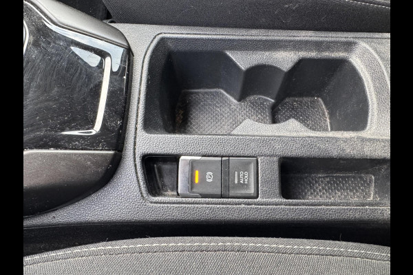 Volkswagen T-Roc 1.0 TSI Style | Cruise Control Adaptief | PDC V+A | LED verlichting