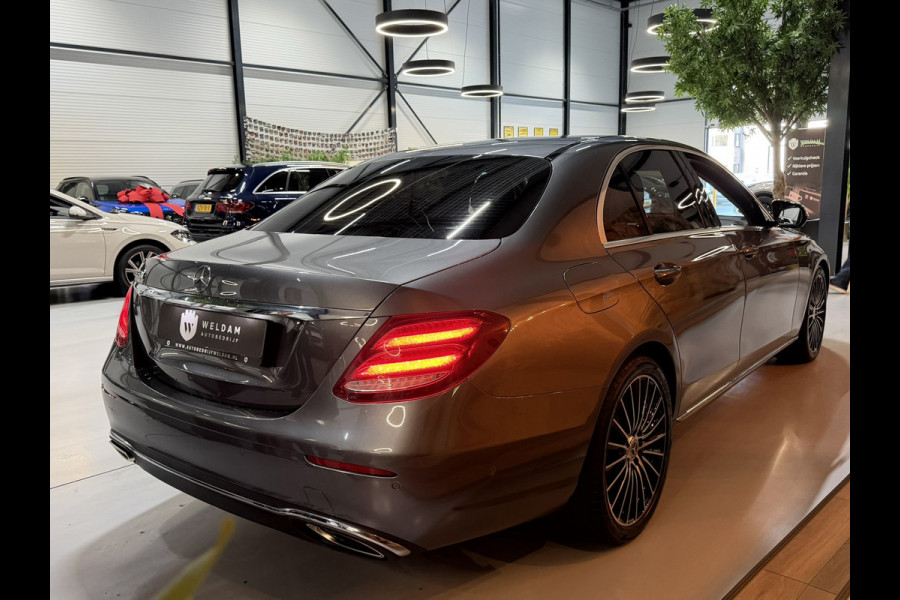 Mercedes-Benz E-Klasse 200 AMG 19"|Automaat|Garantie||Dealerond|Camera|LED|Ambient|Leder|Rijklaar