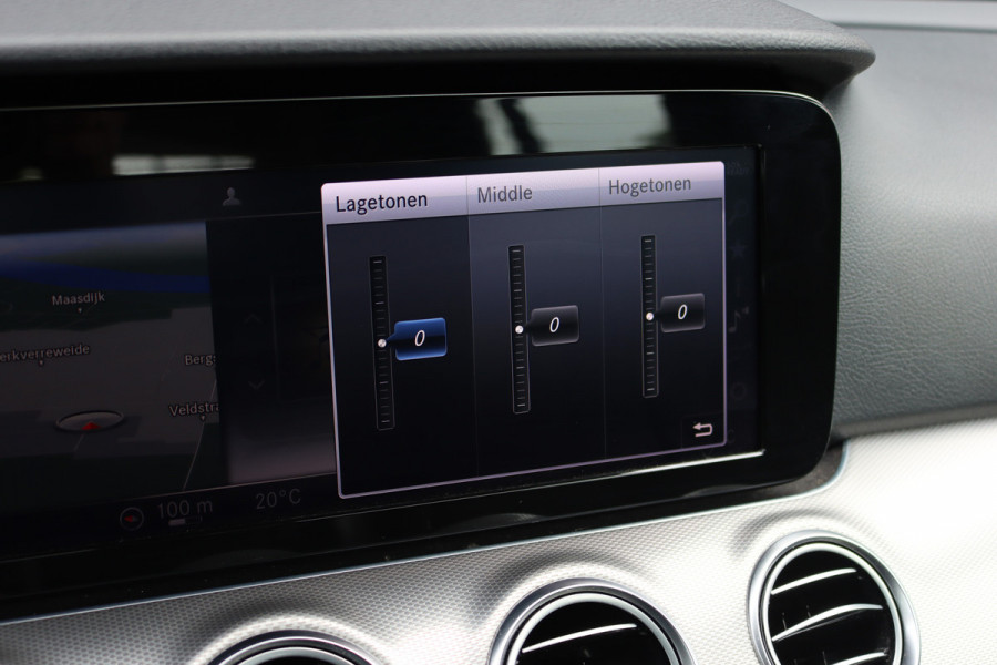 Mercedes-Benz E-Klasse Estate 200 Business Solution Avantgarde | Navigatie | Camera | High Perf. LED | Stoelverwarming | Sfeerverlichting | Zitcomfortpakket |