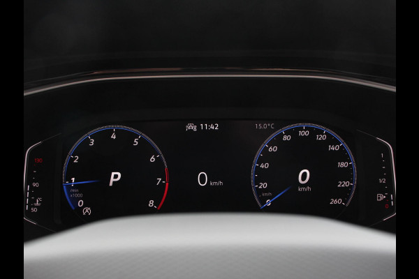 Volkswagen T-Roc 1.5 TSI Automaat R-Line Edition Digitale Cockpit Navigatie Appel Carplay/Android Auto Climate Control Extra getint Glas Stoelverwarming Dab Led Adaptive Cruise Control