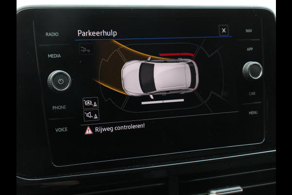 Volkswagen T-Roc 1.5 TSI Automaat R-Line Edition Digitale Cockpit Navigatie Appel Carplay/Android Auto Climate Control Extra getint Glas Stoelverwarming Dab Led Adaptive Cruise Control