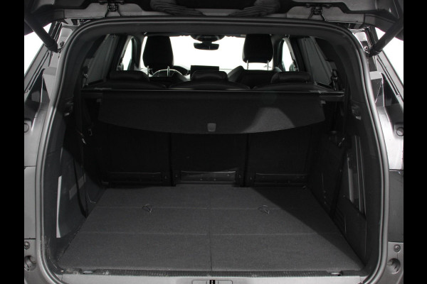 Peugeot 5008 1.2 PureTech 130pk Automaat GT Climate control Adaptive cruise control Achteruitrijd camera Verwarmde voorstoelen Keyless Navigatie LED Apple Carplay/ Android Auto