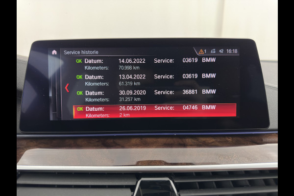 BMW 5 Serie 530e iPerformance High Executive (Plug-in) {SoH-98%} Aut. *HEAD-UP | LEATHER | XENON | ADAPTIVE-CRUISE | TOP-VIEW | HEATED-COMFORTSEATS | PRIVACY-GLASS | AMBIENT-LIGHT | ECC | PDC | 18''ALU*