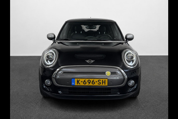 MINI Electric Charged 33 kWh Panoramadak Harman Kardon Camera Leder Navigatie Professional Cruise Control Head Up Display Bluetooth SOH 97%