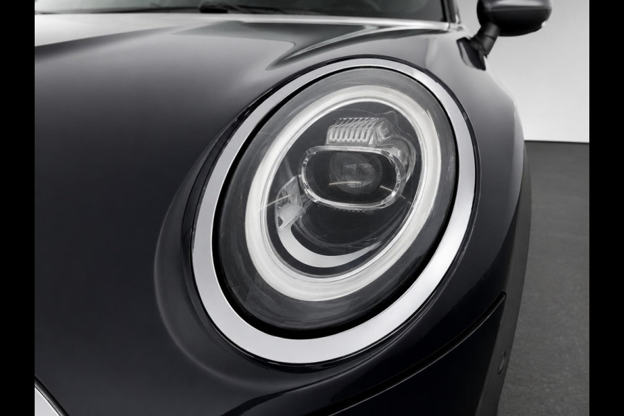 MINI Electric Charged 33 kWh Panoramadak Harman Kardon Camera Leder Navigatie Professional Cruise Control Head Up Display Bluetooth SOH 97%