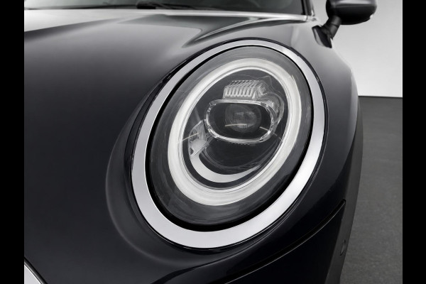 MINI Electric Charged 33 kWh Panoramadak Harman Kardon Camera Leder Navigatie Professional Cruise Control Head Up Display Bluetooth SOH 97%
