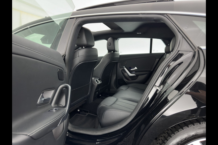Mercedes-Benz CLA-Klasse Shooting Brake 180 Business Solution Luxury (INCL.BTW) Aut. *PANO | LEATHER | MULTIBEAM-LED | MEMORY-PACK | WIDESCREEN-COCKPIT | AMBIENT-LIGHT | HEATED-COMFORTSEATS | CAMERA | NAVI-FULLMAP | DAB+ | PRIVACY-GLASS | ECC | PDC | CRUISE |