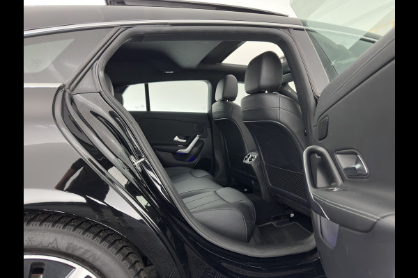 Mercedes-Benz CLA-Klasse Shooting Brake 180 Business Solution Luxury (INCL.BTW) Aut. *PANO | LEATHER | MULTIBEAM-LED | MEMORY-PACK | WIDESCREEN-COCKPIT | AMBIENT-LIGHT | HEATED-COMFORTSEATS | CAMERA | NAVI-FULLMAP | DAB+ | PRIVACY-GLASS | ECC | PDC | CRUISE |