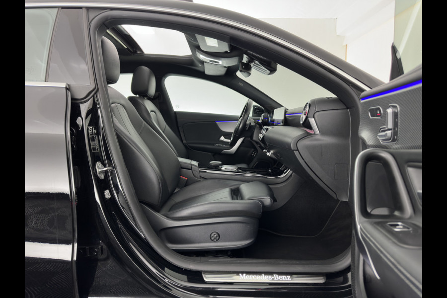 Mercedes-Benz CLA-Klasse Shooting Brake 180 Business Solution Luxury (INCL.BTW) Aut. *PANO | LEATHER | MULTIBEAM-LED | MEMORY-PACK | WIDESCREEN-COCKPIT | AMBIENT-LIGHT | HEATED-COMFORTSEATS | CAMERA | NAVI-FULLMAP | DAB+ | PRIVACY-GLASS | ECC | PDC | CRUISE |