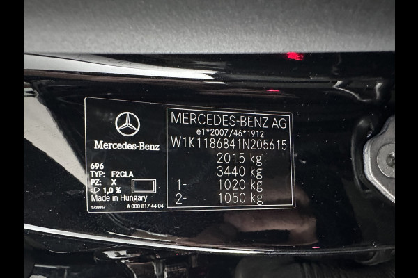 Mercedes-Benz CLA-Klasse Shooting Brake 180 Business Solution Luxury (INCL.BTW) Aut. *PANO | LEATHER | MULTIBEAM-LED | MEMORY-PACK | WIDESCREEN-COCKPIT | AMBIENT-LIGHT | HEATED-COMFORTSEATS | CAMERA | NAVI-FULLMAP | DAB+ | PRIVACY-GLASS | ECC | PDC | CRUISE |
