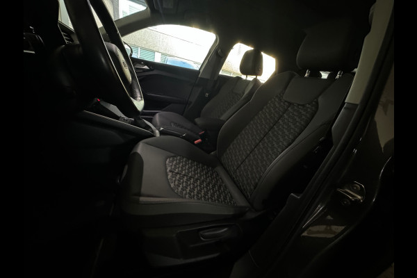 Audi A1 SPORTBACK 40 TFSI S Line Stoelverwarming|Carplay|ACC|Lane Assist