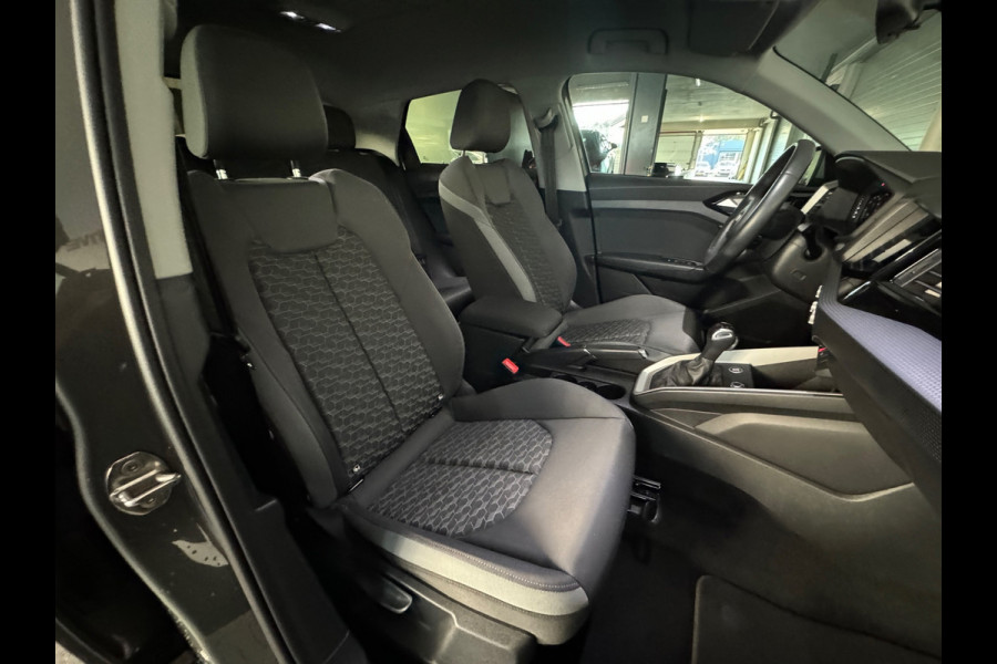 Audi A1 SPORTBACK 40 TFSI S Line Stoelverwarming|Carplay|ACC|Lane Assist