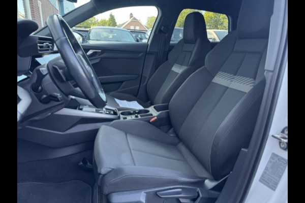 Audi A3 Sportback 35 TFSI Business edition-DealerOnderhouden