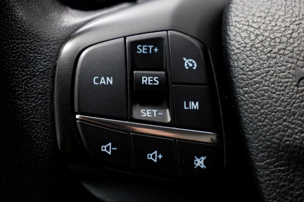 Ford Transit 330 2.0 TDCI 130pk L2H3 Trend Airco/Camera Laadklep 500kg 02-2022