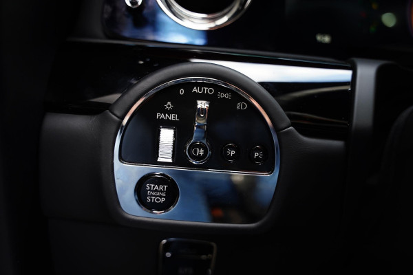 Rolls-Royce Spectre AWD 102 kWh Dark Emerald Green