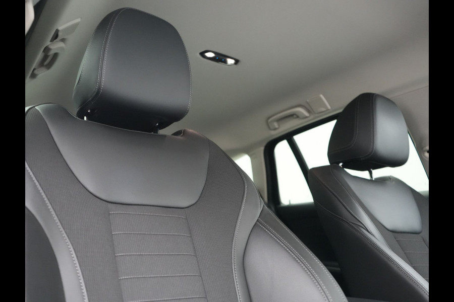 BMW 3 Serie Touring 320e xDrive Sportline PHEV 204pk Dealer O.H | SOH 88,1% | Trekhaak Af Fabriek | Camera | Laser LED | Cruise Control | Lederen Sportstoelen Verwarmd | Keyless | Sfeerverlichting | Apple Carplay | BLIS | Virtual | Navigatie | DAB | 18"L. Plug In Hybrid |