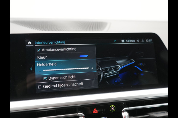 BMW 3 Serie Touring 320e xDrive Sportline PHEV 204pk Dealer O.H | SOH 88,1% | Trekhaak Af Fabriek | Camera | Laser LED | Cruise Control | Lederen Sportstoelen Verwarmd | Keyless | Sfeerverlichting | Apple Carplay | BLIS | Virtual | Navigatie | DAB | 18"L. Plug In Hybrid |